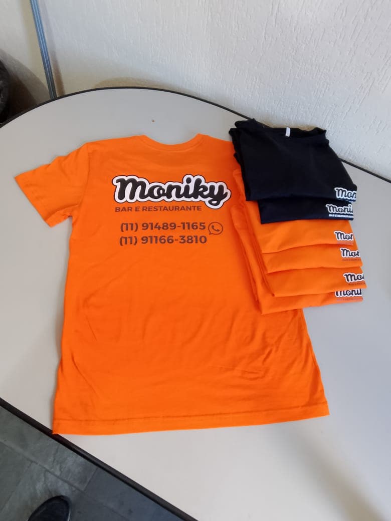 Camiseta Moniky Bar e Restaurante